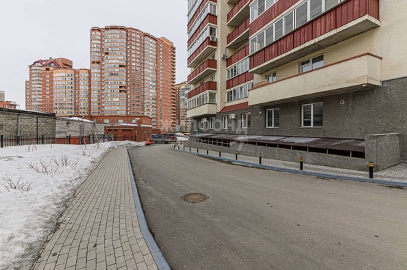 
   Продам 2-комнатную, 62.6 м², Галущака ул, 15

. Фото 16.