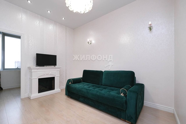 
   Продам 1-комнатную, 43.8 м², Лескова ул, 21

. Фото 4.