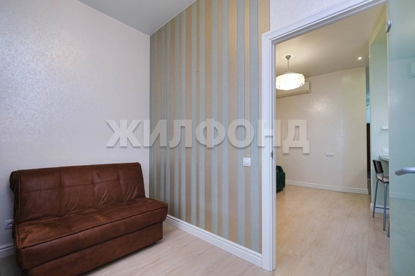
   Продам 1-комнатную, 43.8 м², Лескова ул, 21

. Фото 11.