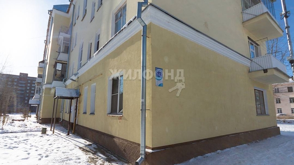 
   Продам комнату, 26 м², Военный городок ул, 102

. Фото 13.