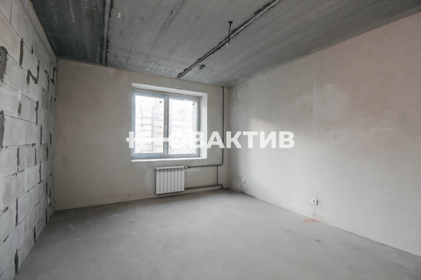 
   Продам 1-комнатную, 36 м², Есенина ул, 67

. Фото 4.