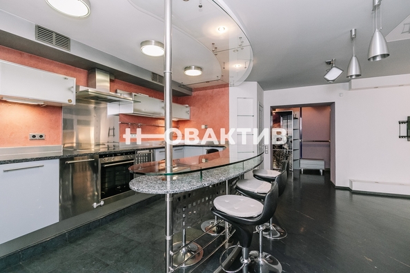 
   Продам 3-комнатную, 114 м², Зыряновская ул, 55

. Фото 8.