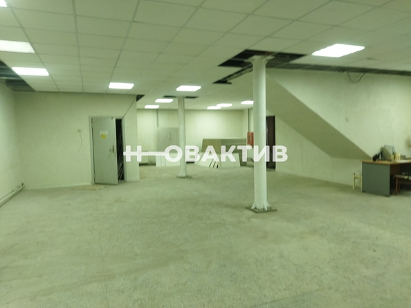 
   Продам помещение свободного назначения, 690 м², Бетонный Переезд ул, 1

. Фото 12.