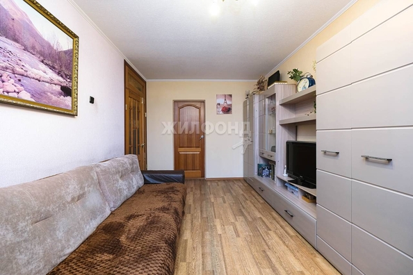 
   Продам 3-комнатную, 59.2 м², Кропоткина ул, 130

. Фото 4.