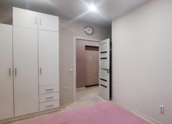 
   Продам 1-комнатную, 40 м², Добролюбова ул, 16/1

. Фото 3.