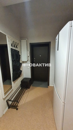 
  Сдам в аренду 4-комнатную квартиру, 81 м², Новосибирск

. Фото 7.