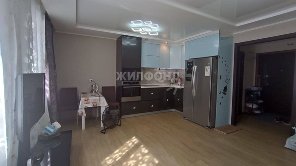 
   Продам 2-комнатную, 43.6 м², Стрижи мкр, 1

. Фото 6.