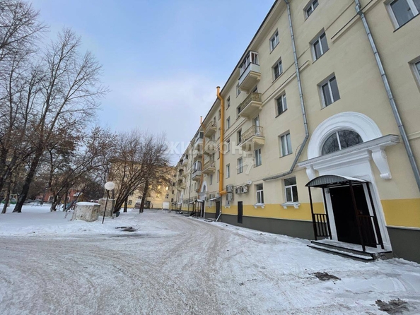 
   Продам 3-комнатную, 72.6 м², Богдана Хмельницкого ул, 33

. Фото 2.