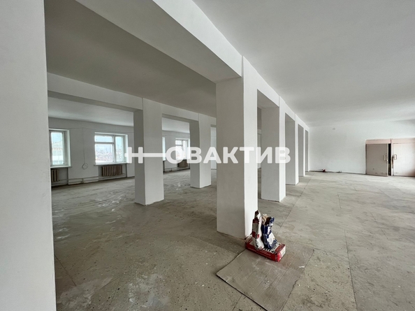 
   Продам помещение свободного назначения, 550 м², Ленина ул, 24

. Фото 5.