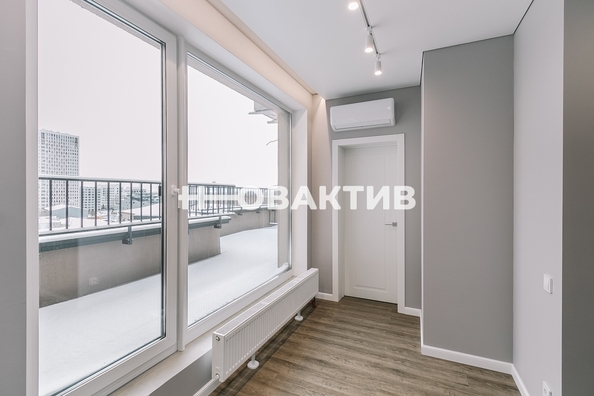 
   Продам 3-комнатную, 87 м², Владимира Заровного ул, 8

. Фото 15.