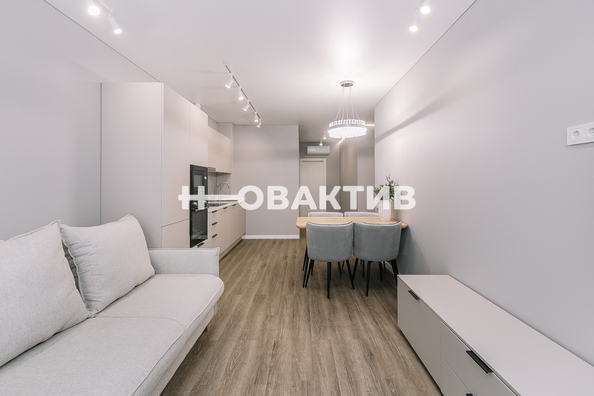 
   Продам 3-комнатную, 87 м², Владимира Заровного ул, 8

. Фото 3.