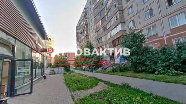 
   Продам торговое помещение, 60.7 м², Родники ул, 1

. Фото 1.