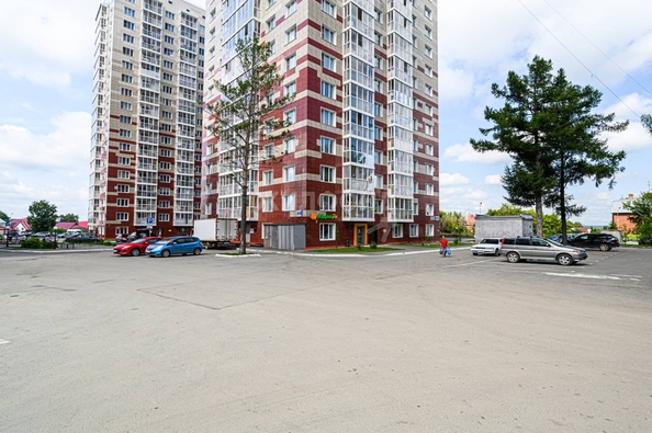 
   Продам 2-комнатную, 44.3 м², Коминтерна ул, 126

. Фото 19.