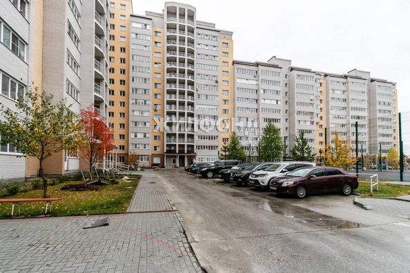 
   Продам 2-комнатную, 40.2 м², 2-й (4 мкр.) кв-л, 232

. Фото 6.