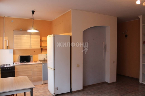 
   Продам 2-комнатную, 41.9 м², Блюхера ул, 6

. Фото 4.