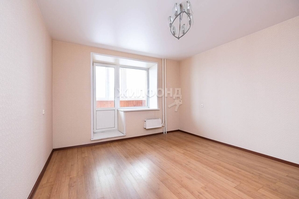 
   Продам 2-комнатную, 61.1 м², Обская ул, 50/2

. Фото 2.