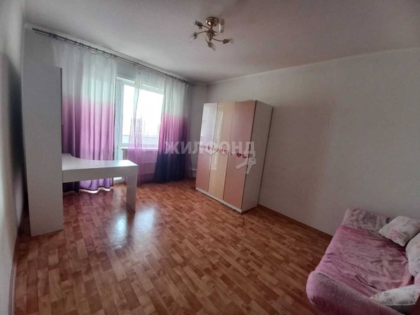 
   Продам 3-комнатную, 72.9 м², Гребенщикова ул, 11/1

. Фото 7.