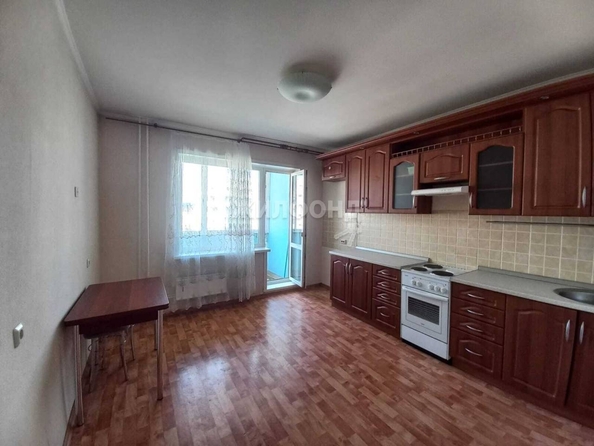 
   Продам 3-комнатную, 72.9 м², Гребенщикова ул, 11/1

. Фото 2.