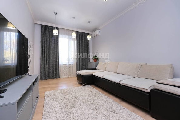 
   Продам 3-комнатную, 83.1 м², Аэропорт ул, 5

. Фото 4.