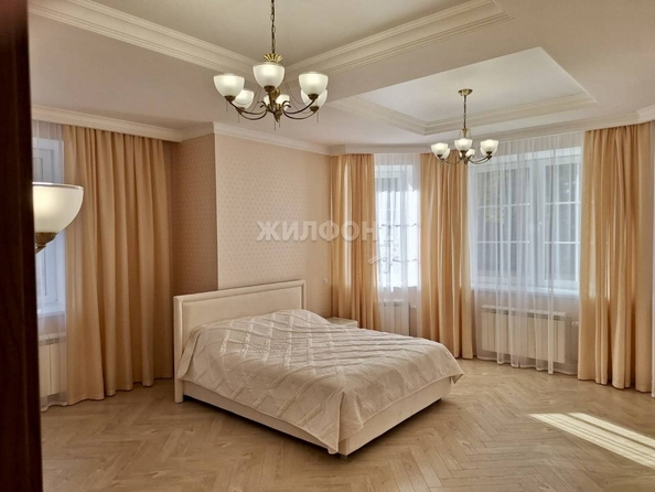 
   Продам дом, 565.6 м², Бердск

. Фото 18.