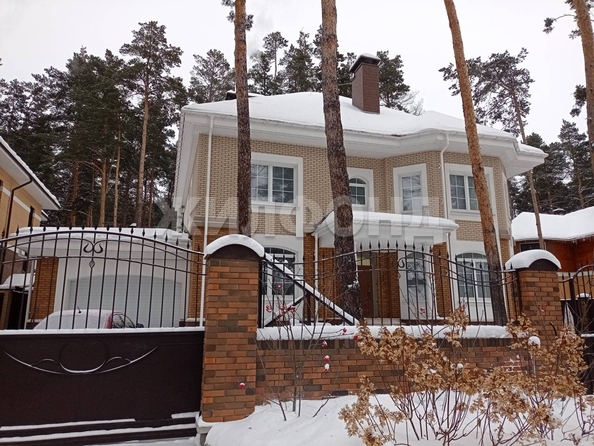 
   Продам дом, 565.6 м², Бердск

. Фото 6.