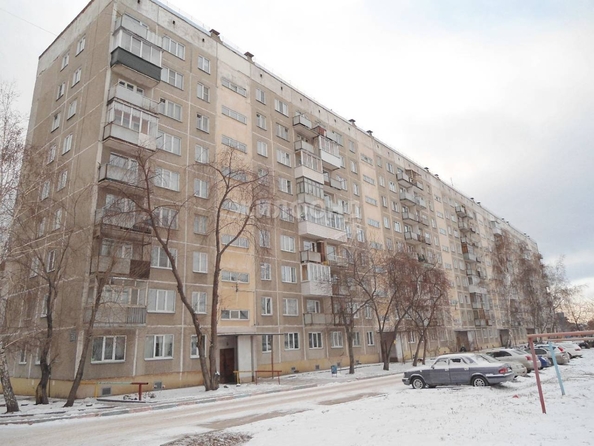 
   Продам 2-комнатную, 43 м², Полтавская ул, 35

. Фото 19.