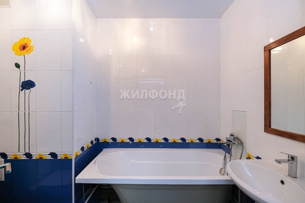 
   Продам 3-комнатную, 58.1 м², Татьяны Снежиной ул, 19/2

. Фото 13.