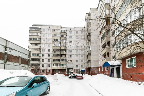 
   Продам 3-комнатную, 65.3 м², Есенина ул, 8/1

. Фото 19.