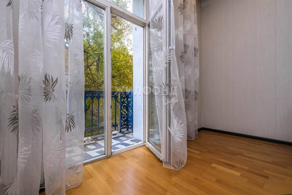 
   Продам 3-комнатную, 89.8 м², Костычева ул, 40

. Фото 8.