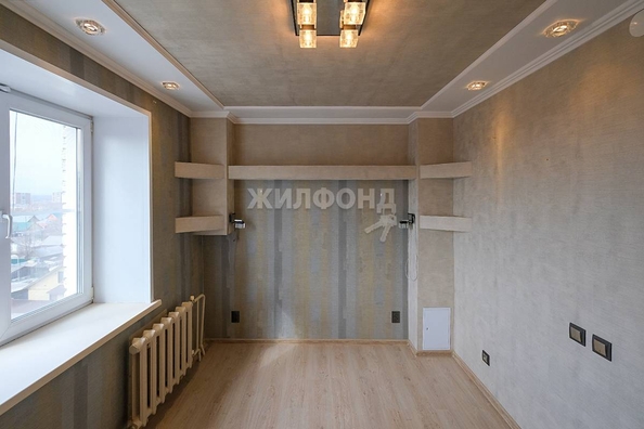 
   Продам 4-комнатную, 82.3 м², Вертковская ул, 40

. Фото 4.