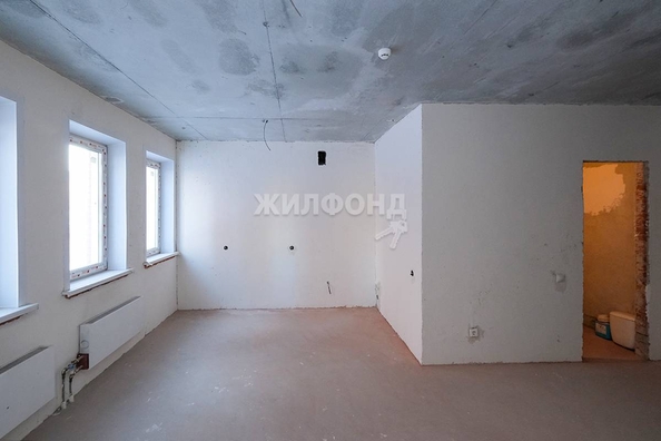 
   Продам студию, 30.4 м², Горский мкр, 12

. Фото 3.