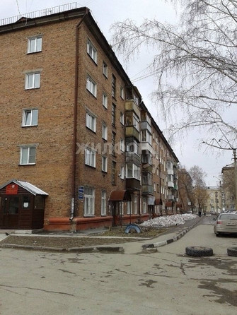 
   Продам 2-комнатную, 42 м², Гоголя ул, 233/1

. Фото 2.