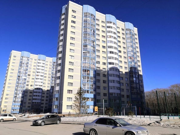 
   Продам 2-комнатную, 56.1 м², Александра Чистякова ул, 4

. Фото 9.