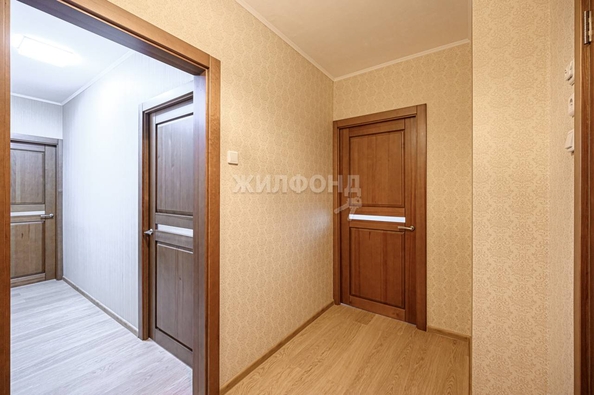 
   Продам 2-комнатную, 53.1 м², Сибиряков-Гвардейцев ул, 64/2

. Фото 25.