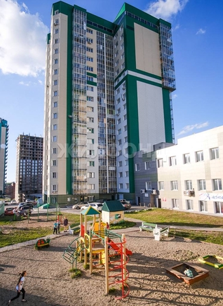 
   Продам 2-комнатную, 72 м², Бориса Богаткова ул, 253/4

. Фото 4.