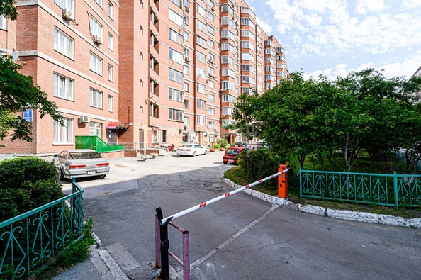 
   Продам 3-комнатную, 110.7 м², Галущака ул, 1

. Фото 36.