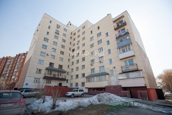 
   Продам 4-комнатную, 112.4 м², Медкадры ул, 7

. Фото 19.