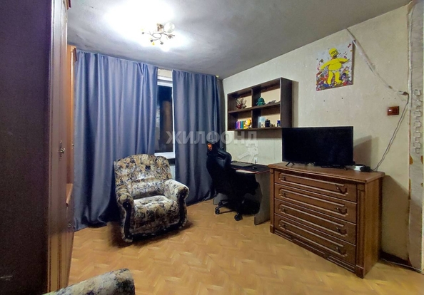 
   Продам 1-комнатную, 29.5 м², Киевская ул, 15

. Фото 2.