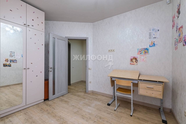 
   Продам 4-комнатную, 144.9 м², Вертковская ул, 42

. Фото 27.