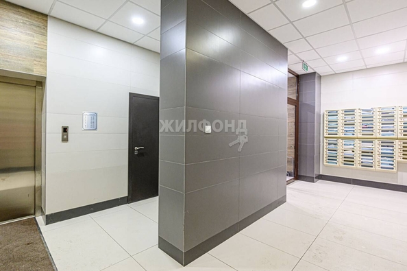 
   Продам 1-комнатную, 37 м², Красный пр-кт, 222/1

. Фото 15.