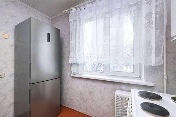 
   Продам 1-комнатную, 29.2 м², Зорге ул, 107

. Фото 2.