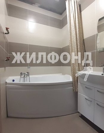 
   Продам 2-комнатную, 52.2 м², Александра Чистякова ул, 22/1

. Фото 8.