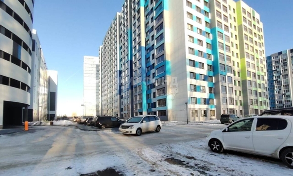 
   Продам 2-комнатную, 52.2 м², Александра Чистякова ул, 22/1

. Фото 16.