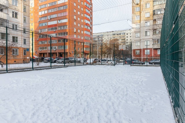 
   Продам 2-комнатную, 53.8 м², Плахотного ул, 76

. Фото 5.