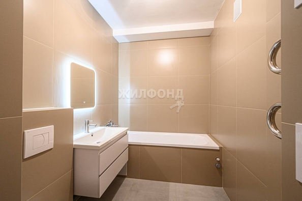 
   Продам 2-комнатную, 37.1 м², Междуреченская ул, 3

. Фото 10.