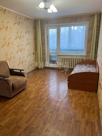 
   Продам 1-комнатную, 30.6 м², Зорге ул, 259

. Фото 1.