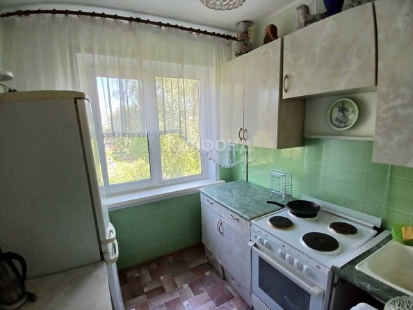 
   Продам 1-комнатную, 29.4 м², Петухова ул, 132

. Фото 1.