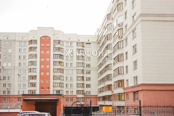 
   Продам 2-комнатную, 90.5 м², Зыряновская ул, 55

. Фото 24.