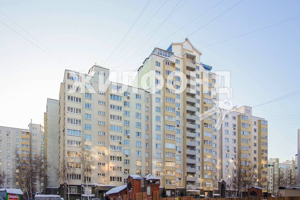 
   Продам 3-комнатную, 100.9 м², Горский мкр, 53

. Фото 17.