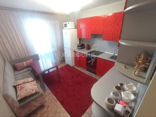 
   Продам 1-комнатную, 39.5 м², Троллейная ул, 1

. Фото 5.